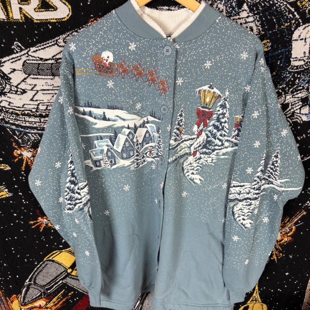 A Unlimited Vintage Christmas Santa Reindeer Winter Scene Button Sweatshirt Blue